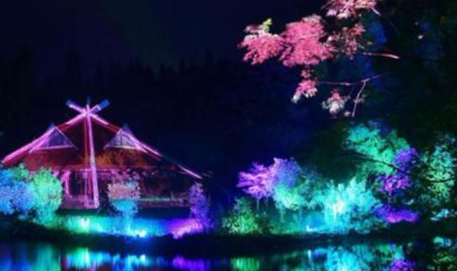 創(chuàng)新推出“VR+政務(wù)服務(wù)”、“VR+智慧安防”